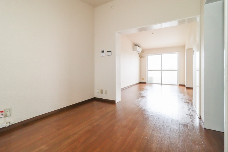 居室・リビング　図面と現状に相違がある場合には現状を優先