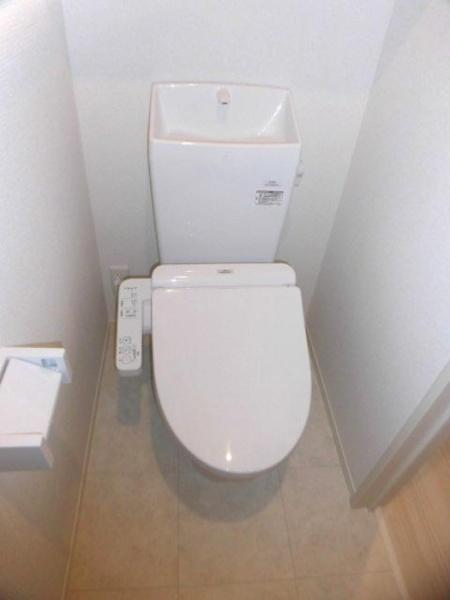 トイレ　※現況優先となります。