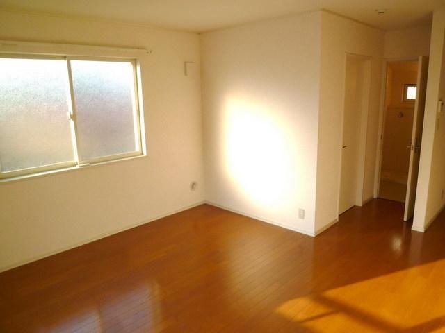 その他部屋・スペース　★広々とした９帖の洋室★