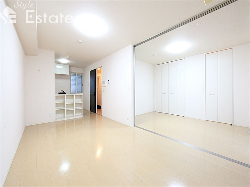 居室・リビング　内装