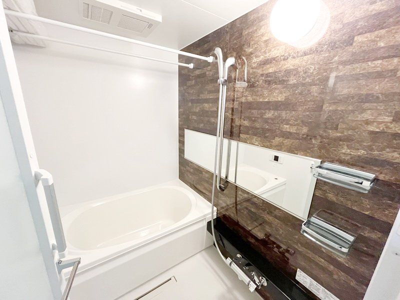 バス・シャワールーム　バス