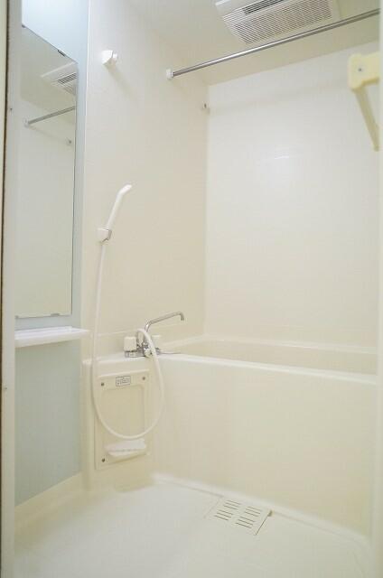 バス・シャワールーム　お風呂です
