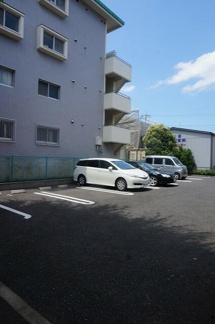 駐車場　駐車場です