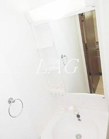 洗面設備　独立洗面台です。