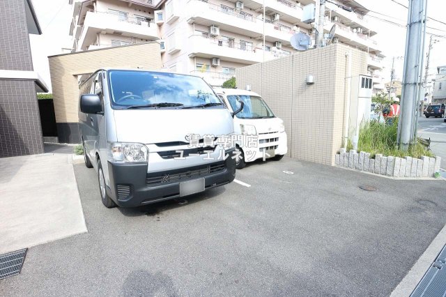 駐車場　敷地内駐車場あり◎