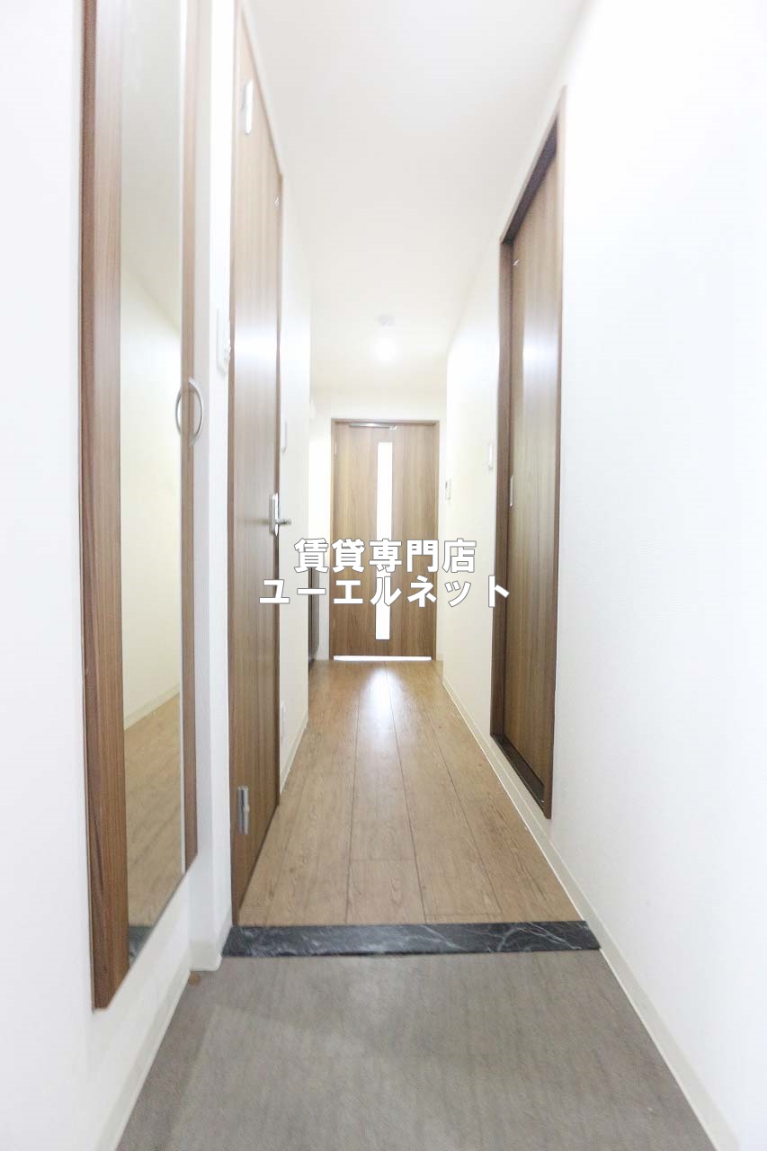 玄関　住まいの顔ともなる玄関