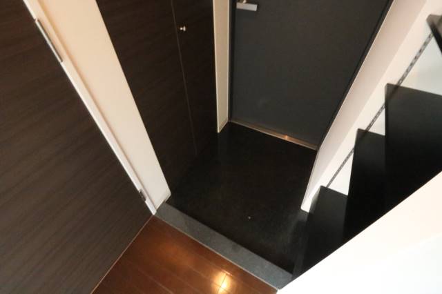 玄関　シューズボックスあります♪