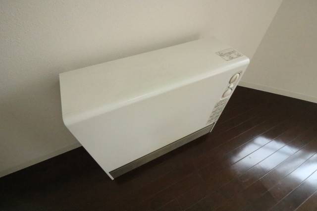 その他設備　リビングの暖房♪