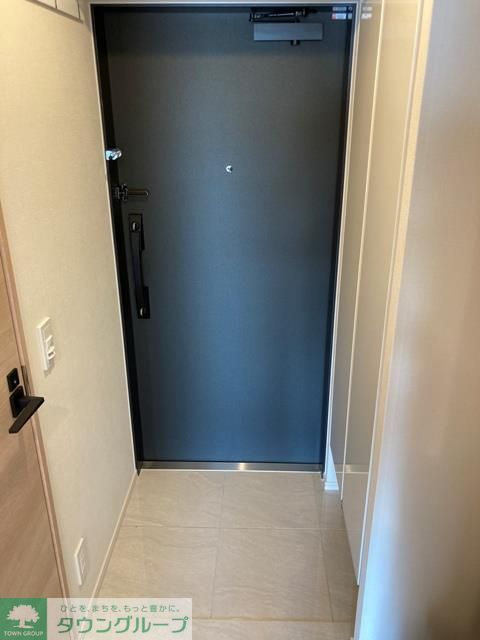 玄関　※写真は同タイプ住戸です。