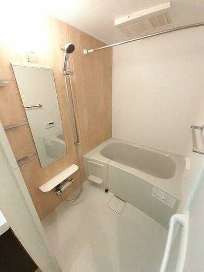 バス・シャワールーム　浴室