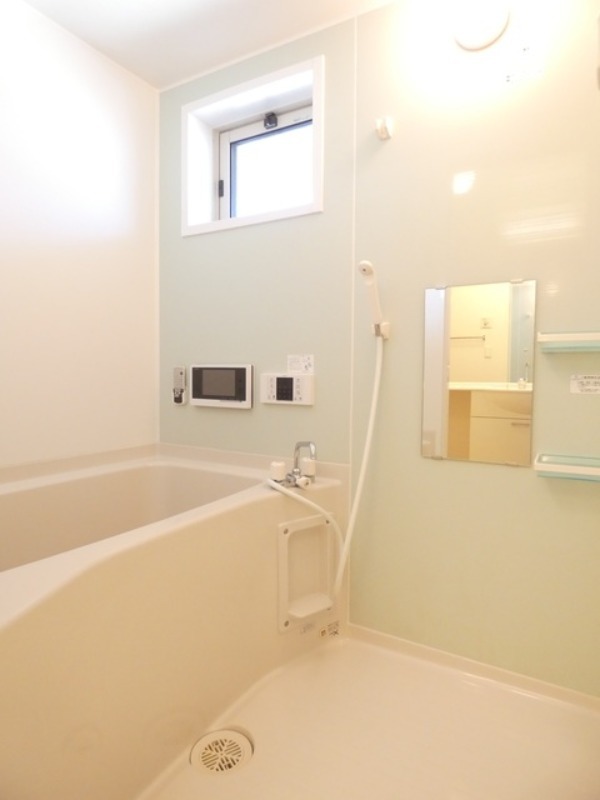 バス・シャワールーム　図面と現状に相違がある場合には現状を優先