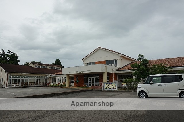 幼稚園・保育園　白藤幼稚園（幼稚園・保育園）まで900m