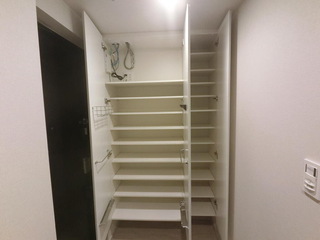 玄関　玄関ホール