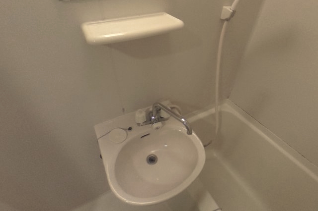 洗面設備　同仕様
