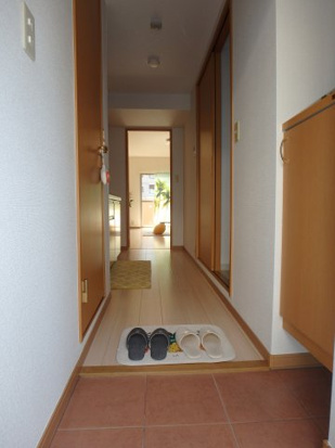 玄関　使いやすい広い玄関
