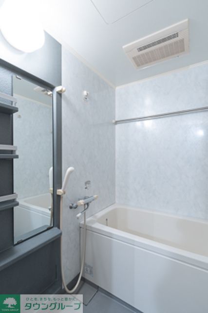 バス・シャワールーム　※写真は同タイプ住戸です。