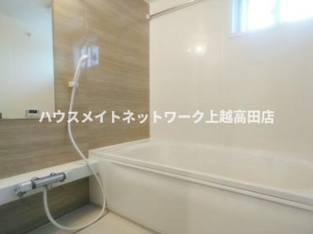 バス・シャワールーム　追焚機能付・１坪風呂