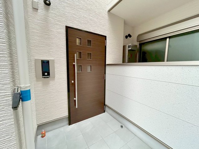 エントランス　綺麗なエントランスです。
