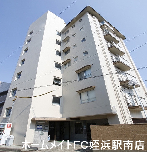 建物外観　★全戸南向きで日当たり良好♪★
