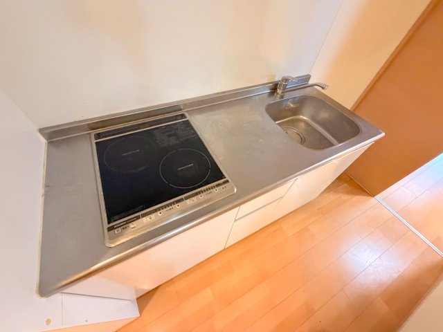 キッチン　ＩＨコンロなのでお掃除らくらく