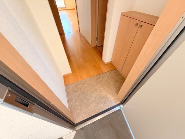 玄関　素敵な玄関は毎朝あなたを元気に送りだしてくれますよ。