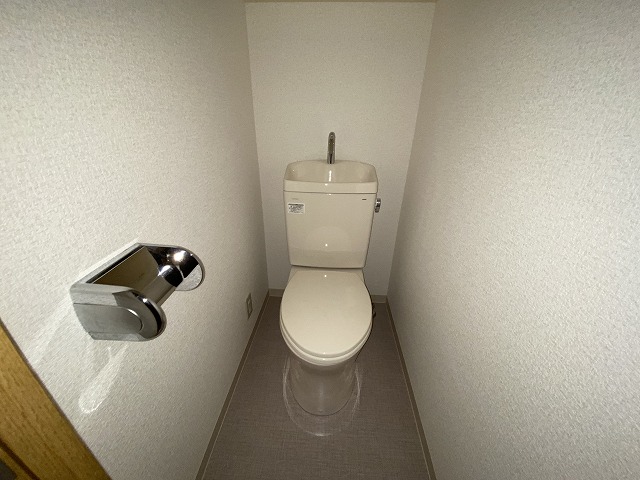 トイレ　※別部屋参考写真