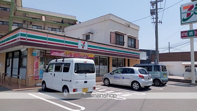 コンビニ　セブンイレブン博多諸岡店（コンビニ）まで343m