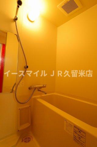 バス・シャワールーム　お風呂です
