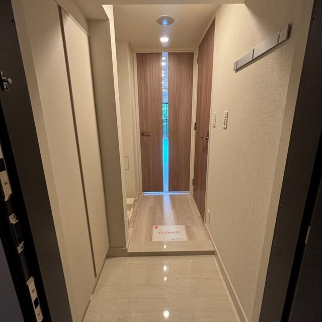 玄関　※写真は同タイプ住戸です。