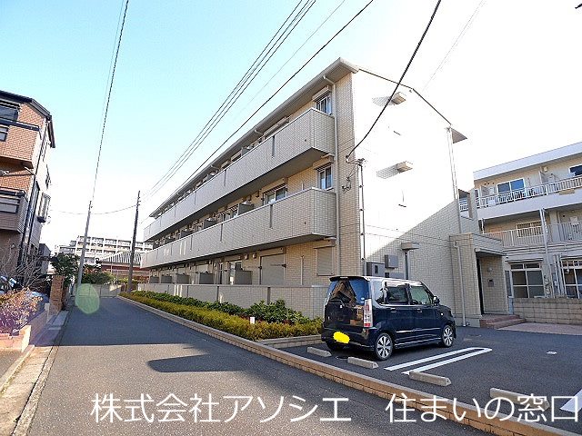 建物外観　オーパスのご紹介は住まいの窓口　アソシエへお任せ下さい。