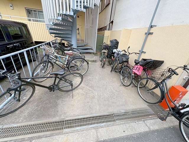 その他