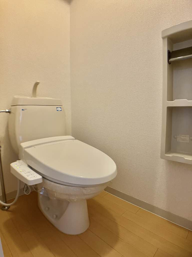 トイレ　温水洗浄便座♪