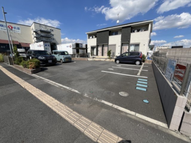駐車場　駐車スペースもあります