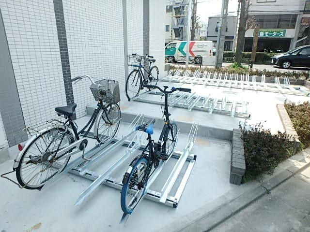 その他　★敷地内駐輪場★