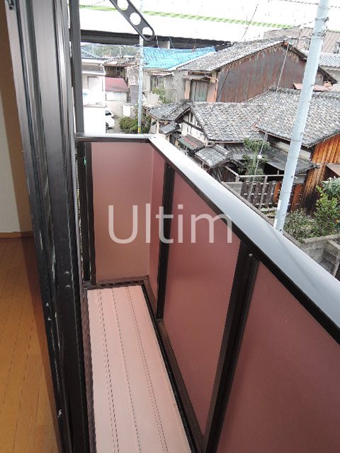バルコニー　別部屋のお写真です。ご参考までに！
