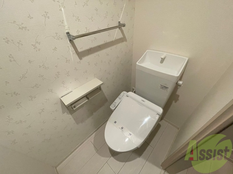 トイレ　トイレです。ウォシュレット付を探している方、おすすめです。