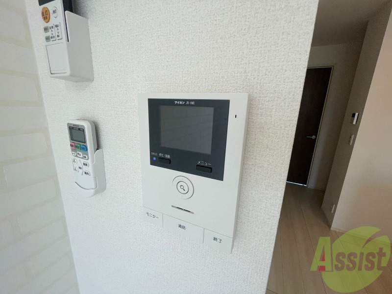 セキュリティ　ＴＶモニター付インターホンです。来客者の顔が見えるので安心！
