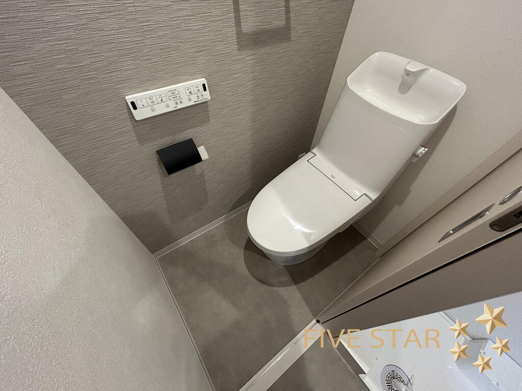 京阪交野線 宮之阪駅 徒歩5分 3階建 築1年のトイレ写真
