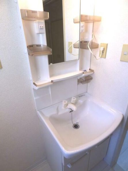 洗面設備　別号室参考写真です。