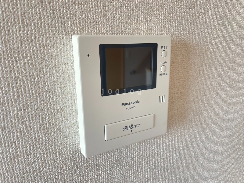 セキュリティ　モニター付きインターホンで来客確認も安心です！