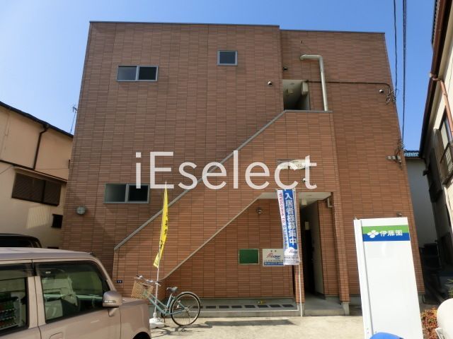 建物外観　デザイナーズアパートです