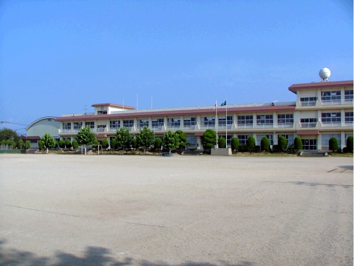 小学校　大村市立放虎原小学校（小学校）まで1183m