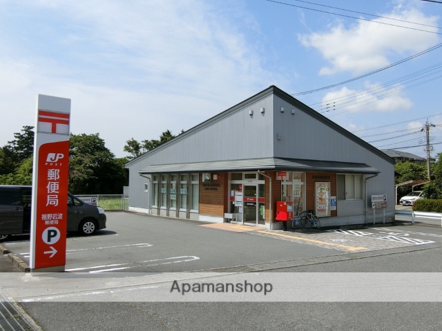郵便局　裾野岩波郵便局（郵便局）まで883m