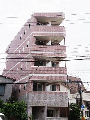 建物外観　総タイル張り