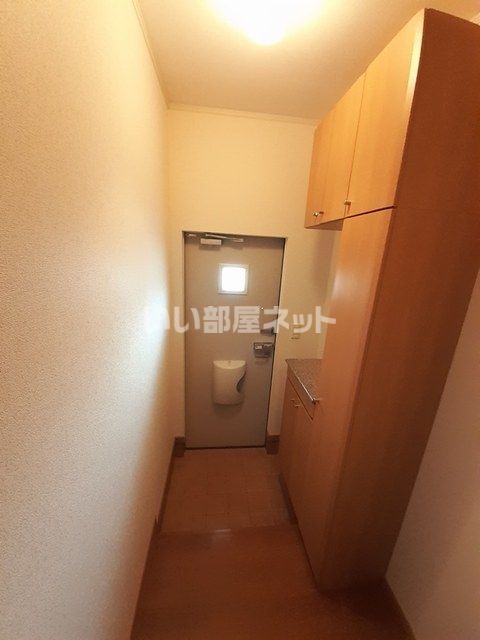 フォレストパーク・参番館の玄関写真