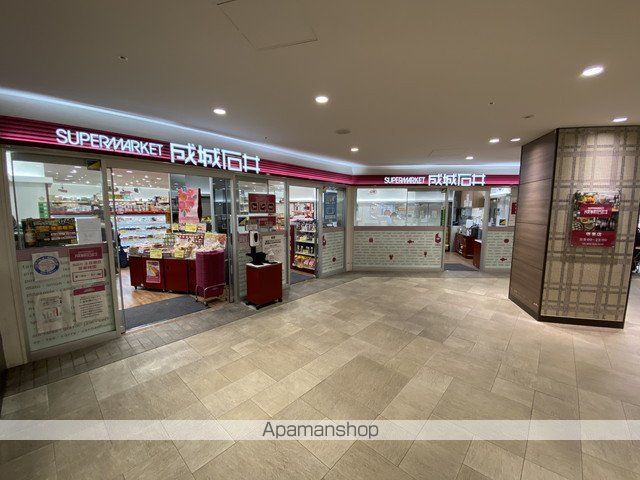 スーパー　成城石井堺東店（スーパー）まで247m