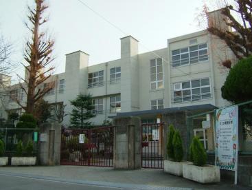 中学校　西宮市立学文中学校（中学校）まで492m