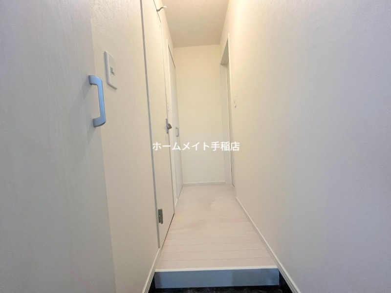 玄関　玄関スペース、シューズボックス付きです♪
