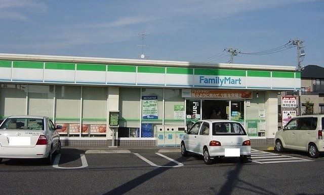コンビニ　ファミリーマート市原八幡石塚店（コンビニ）まで350m