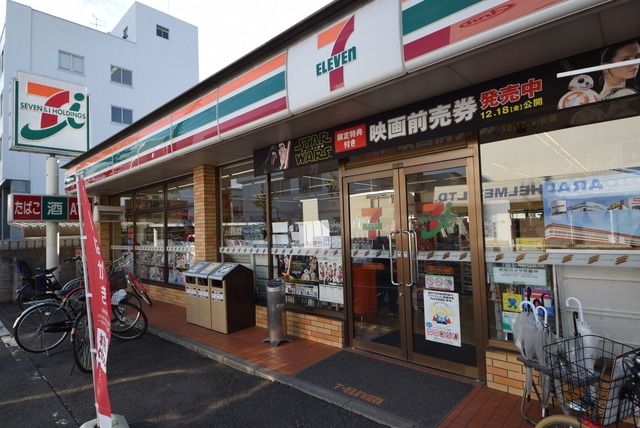 コンビニ　セブンイレブンさいたま大宮氷川参道店（コンビニ）まで373m